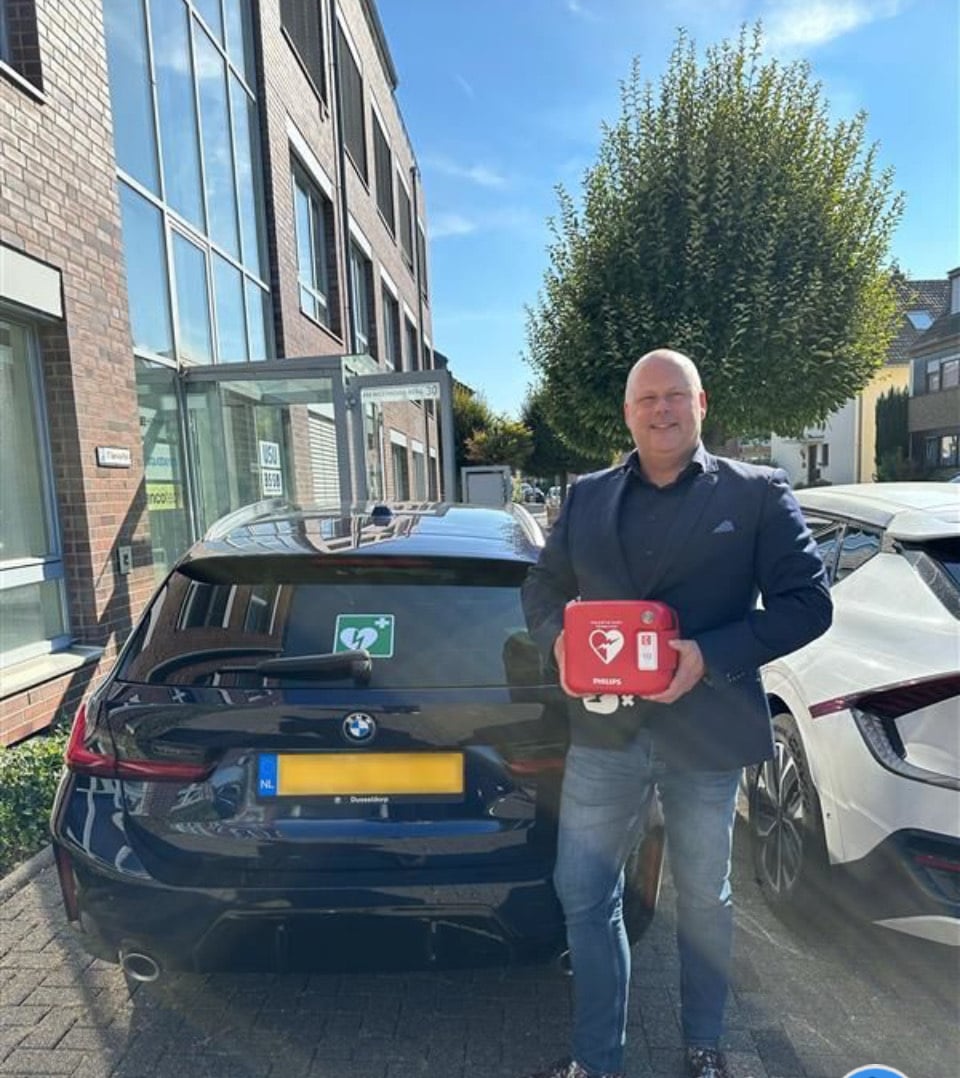 “Ik handel gewoon”: hoe de hartstilstand van zijn moeder Sebastiaan burgerhulpverlener maakte.