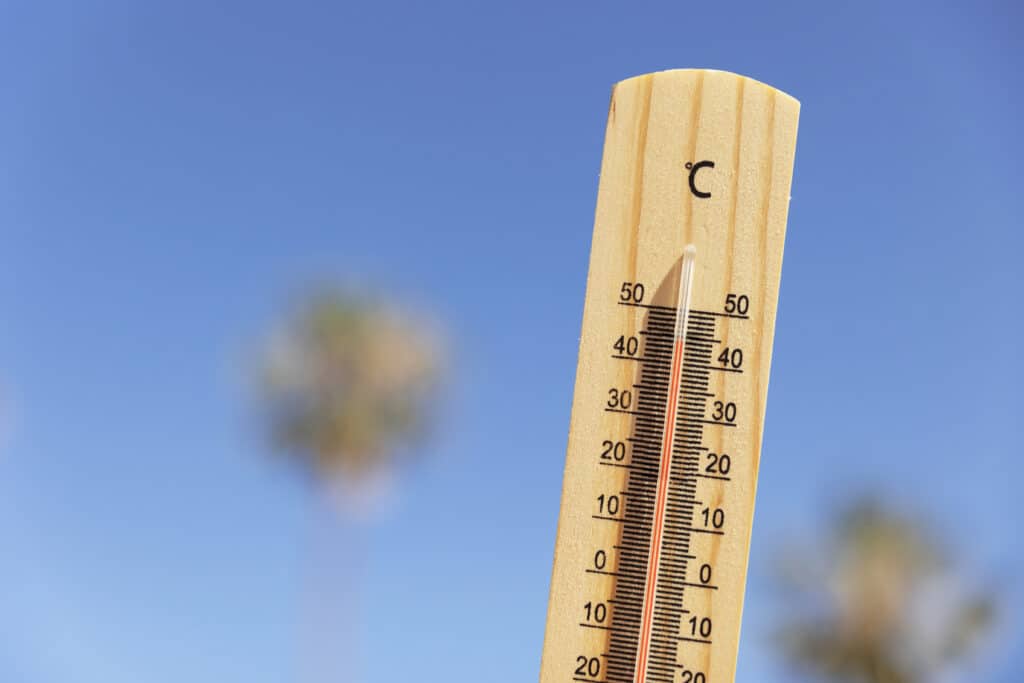 De gevaren van warm weer of hitte voor je hart